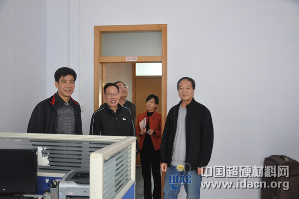 小太阳董事长唐佑洪一行来访中国超硬材料网
