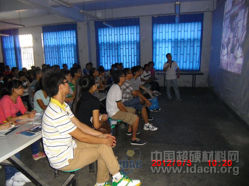 河南工业大学学生赴金海威参观学习