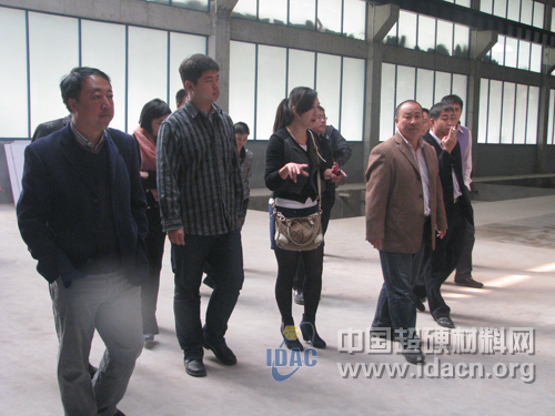 全国CBN行业应用领域经销商代表富耐克公司新厂参观