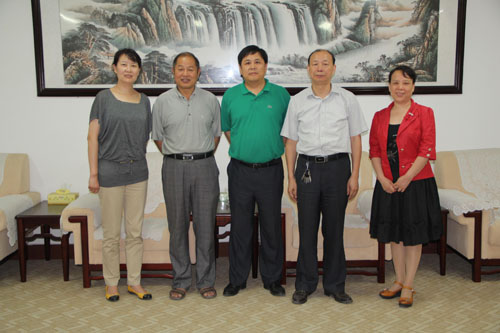 中磨公司企业推介会在河工大举行