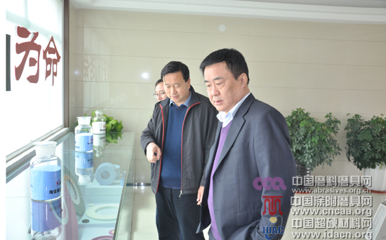 蓝色陶瓷刚玉·四砂泰益论坛于青岛成功举行