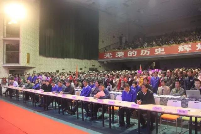豫西集团中南公司举办“喜迎十九大、永远跟党走” 职工歌咏比赛