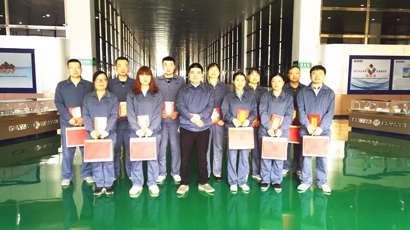 黄河旋风 超硬砂轮材料制造事业部召开2017年度表先会