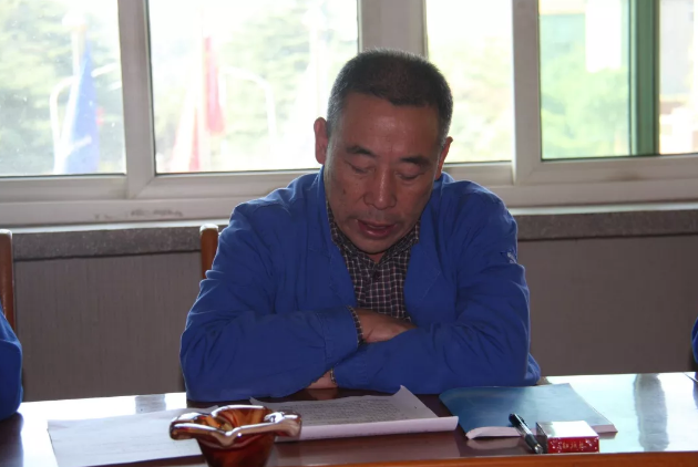 中南钻石公司召开九月份党委中心组理论学习扩大会