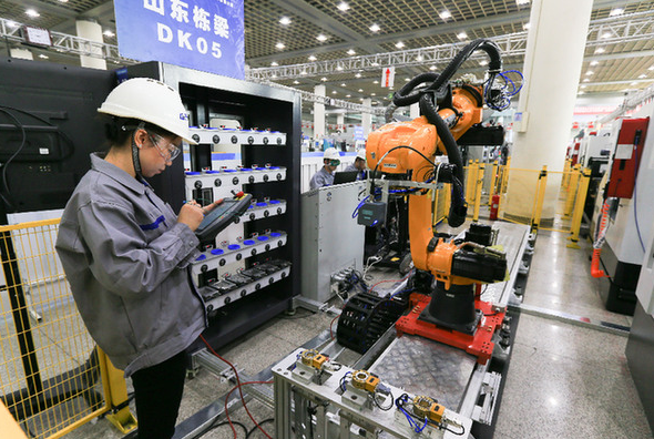 第二届全国智能制造应用技术技能大赛决赛开幕