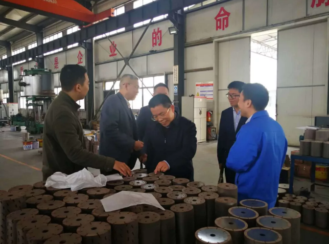 鄂州政策研究室领导一行调研金刚石产业