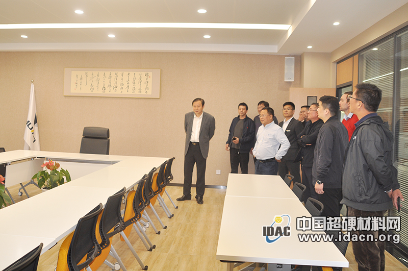 中国超硬材料网总经理石超一行应邀参观惠丰钻石郑州技术中心