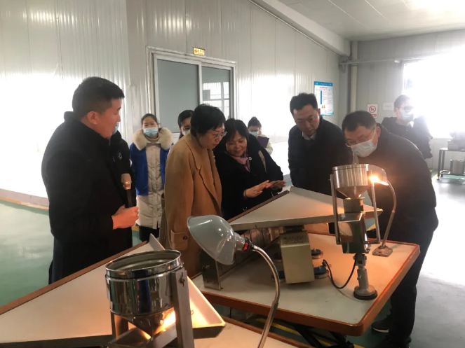 荥阳市市场监督管理局到华晶公司调研指导开展“一联三帮”服务活动