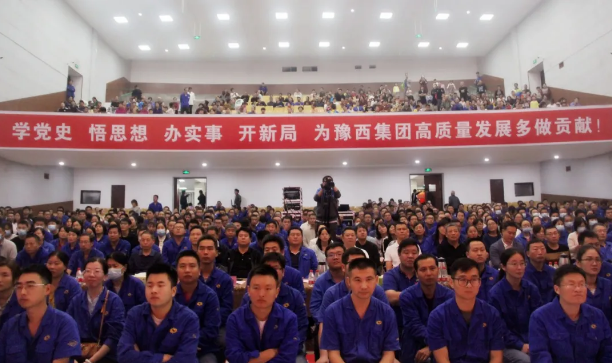 载歌载舞庆华诞 矢志不渝跟党走——中南公司隆重举办“庆祝建党100周年、国庆72周年、人民兵工90周年”文艺演出