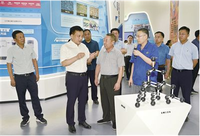 金刚石+轴承“双链条”齐发力 软环境+平台“两引擎”共驱动