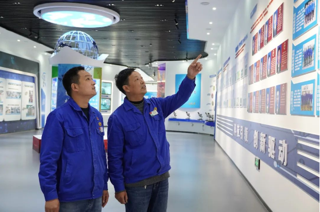 做金刚石产业的筑梦人——记全国五一劳动奖章获得者胡来运