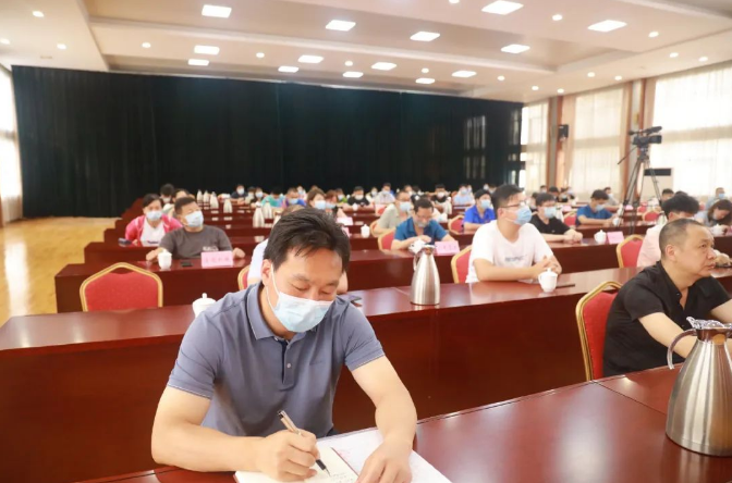 南阳市科普讲堂启动仪式暨首站（方城）宣讲活动成功举办