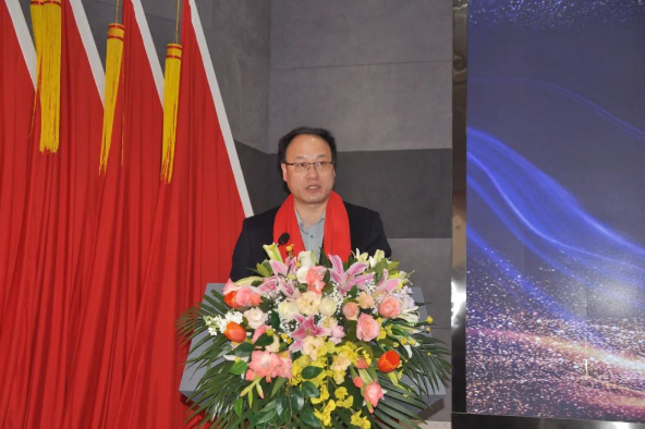 郑州华晶2022年终总结大会暨逐日行动动员会成功举办