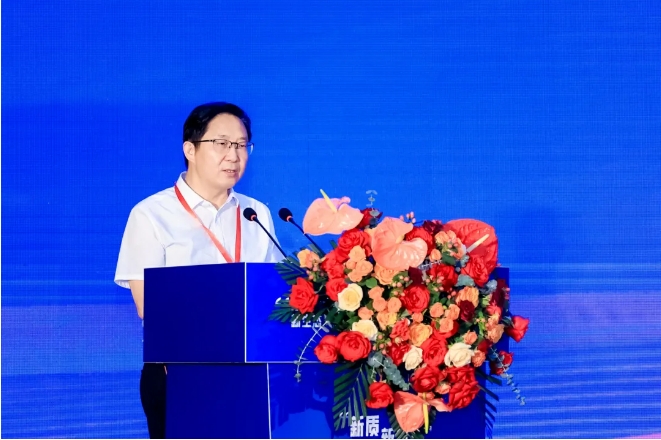 聚焦新质新生态 2024中国培育钻石产业峰会在郑州盛大开幕