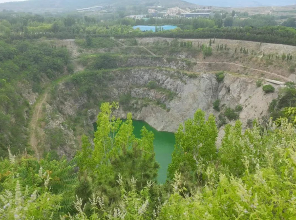 蒙阴县人民法院金刚石矿区司法保护修复基地揭牌成立