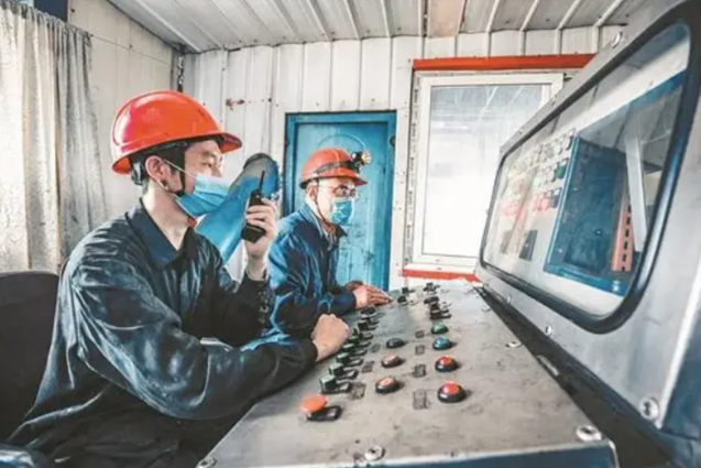 中国石油超耐磨纳米金刚石涂层材料实现工程应用