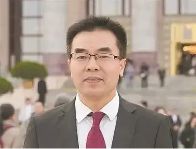 单崇新：为新质生产力注入人才“活水” 助力超硬材料领域高质量发展