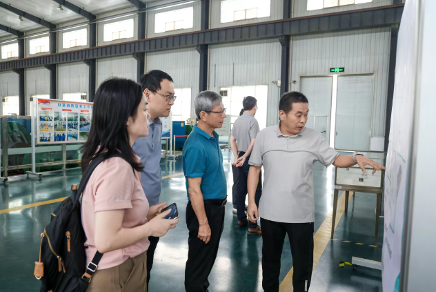 武汉理工大学经济学院与中豫飞马新材料技术创新中心有限公司到郑州华晶公司调研交流
