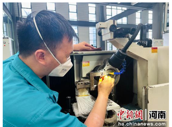 郑州高新区：超硬材料头部企业何以“技”赢市场？